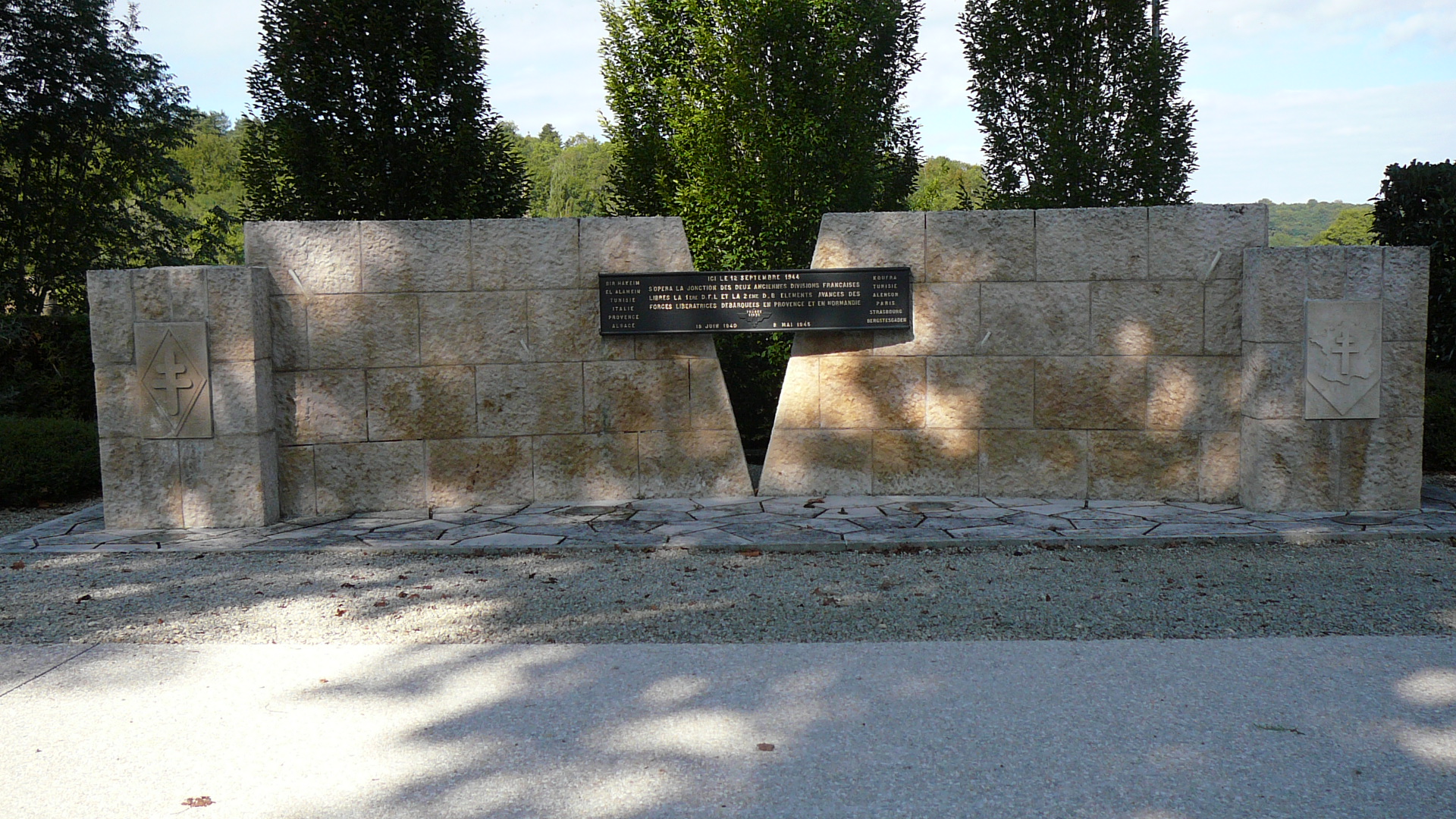 Stèle de la Jonction à Nod-sur-Seine