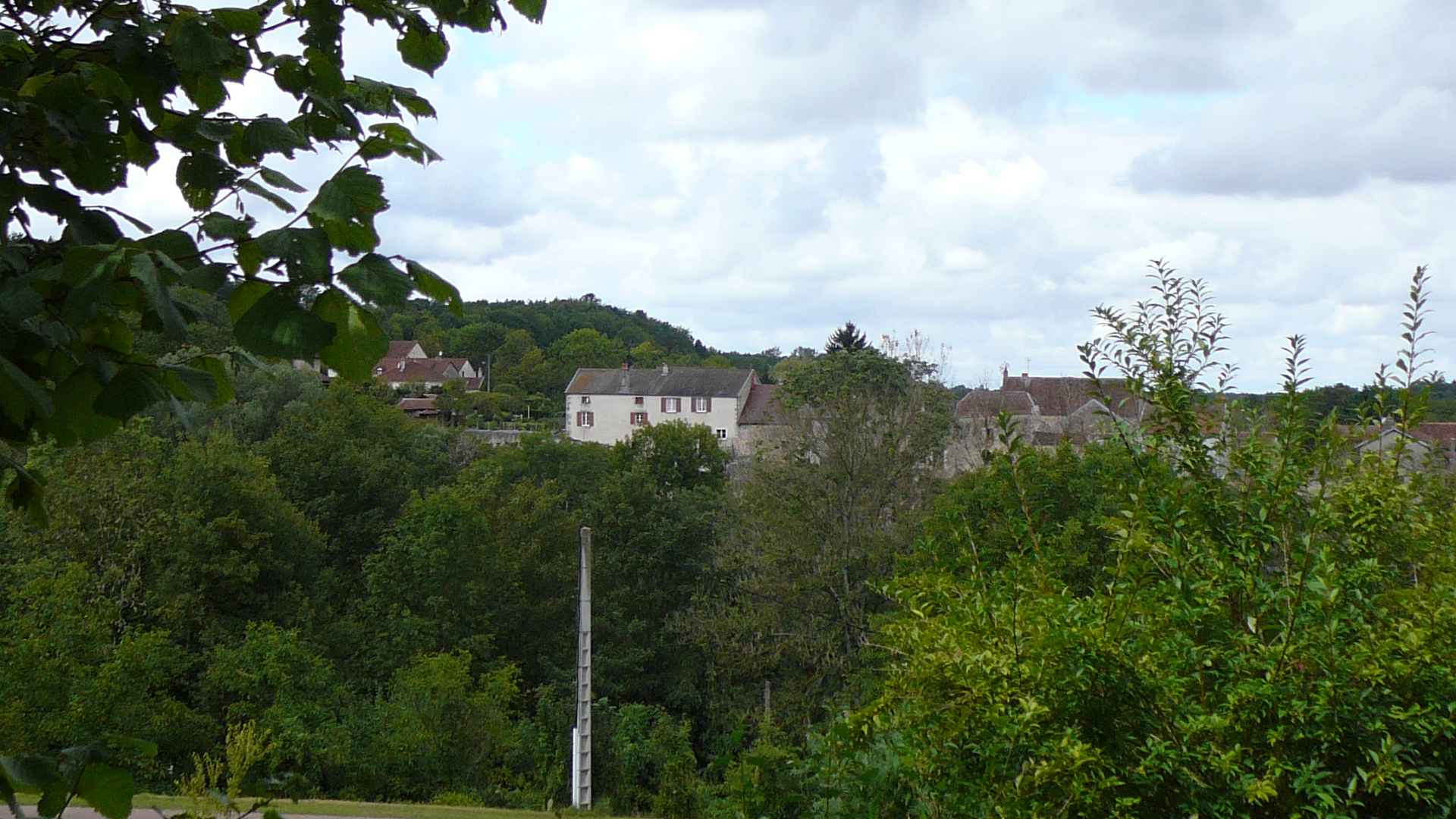 La quartier du château de Roche-Prise