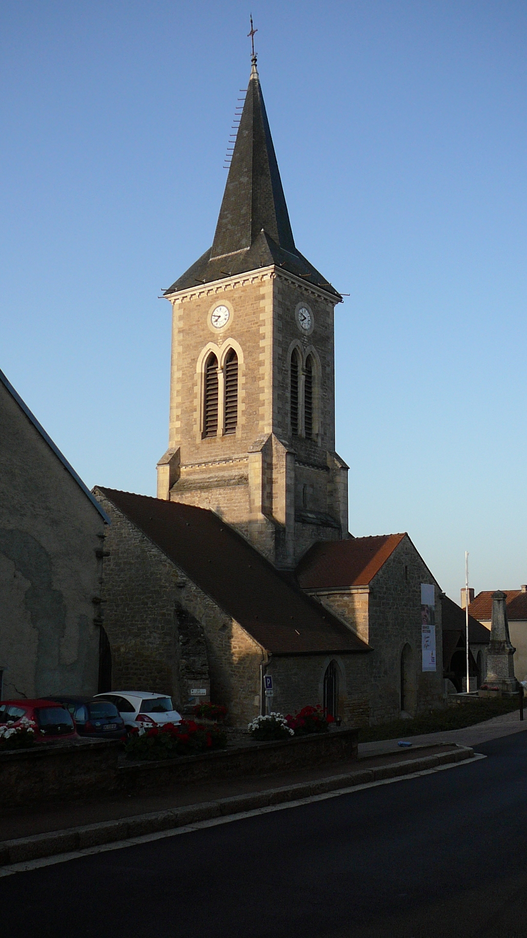 L'église de Sombernon